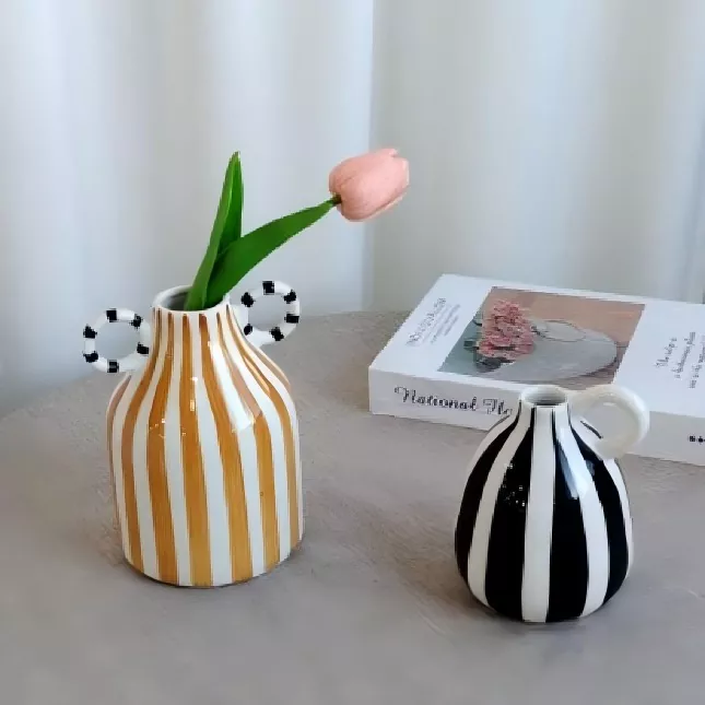 Geometric Line Ceramic Vase